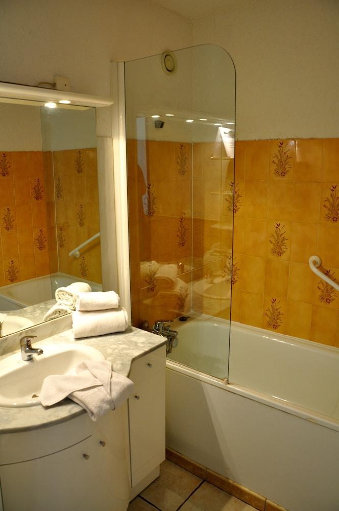 Le Provence Hotel Manosque Buitenkant foto